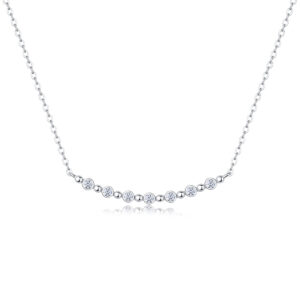 larisénte selene necklace