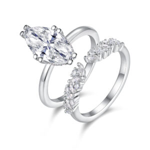 larisénte gaze solitaire ring