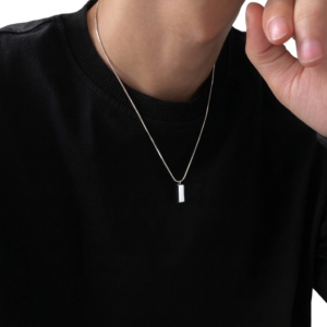 larisénte small silver bricknecklace